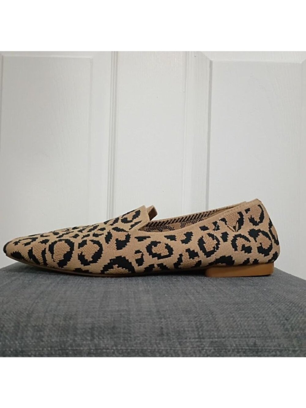 Vivaia Leopard Print Womens 10 Loafers Stylish Slip-On Flats - Picture 3 of 8
